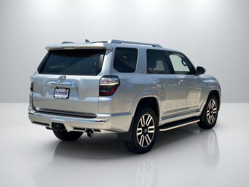 Used 2023 Toyota 4Runner Limited AWD/4WD image 5