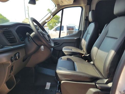 New 2026 Ford Transit 250 148 Medium Roof w/ Load Area Protection Package RWD image 19