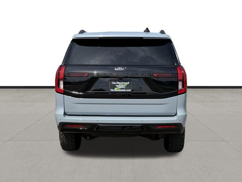 Used 2025 Ford Expedition Tremor AWD/4WD image 6