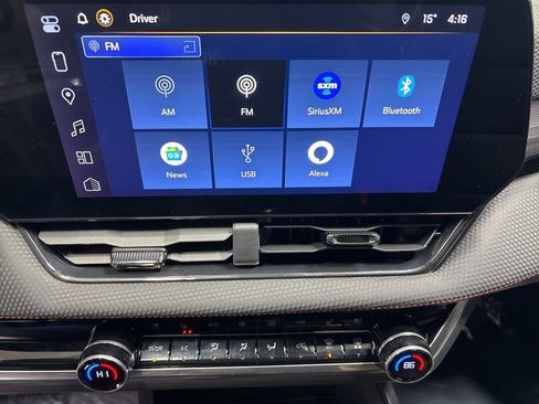 Used 2025 Chevrolet Equinox RS w/ Safety and Technology Package image 18