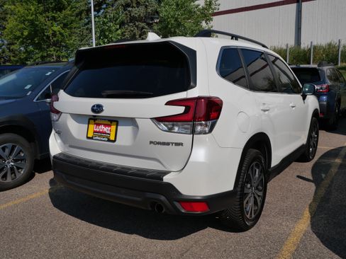 Used 2020 Subaru Forester Limited w/ Popular Package #3 AWD/4WD image 7
