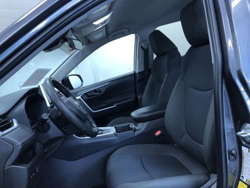 Certified 2025 Toyota RAV4 LE AWD/4WD image 18