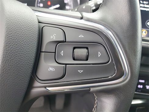 Used 2023 Buick Envision Essence image 24