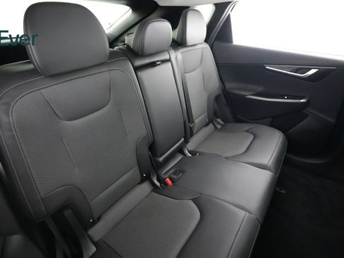 Used 2024 Kia EV6 Light RWD image 5