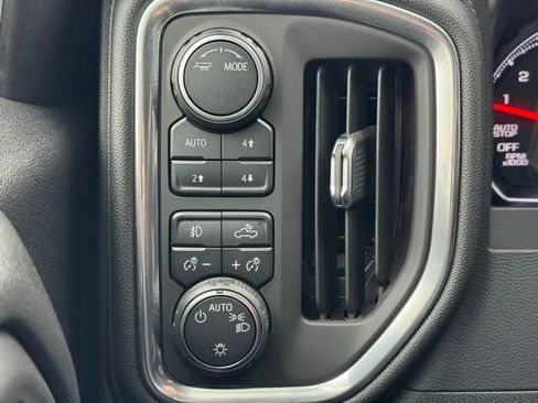 Certified 2021 Chevrolet Silverado 1500 RST AWD/4WD image 30