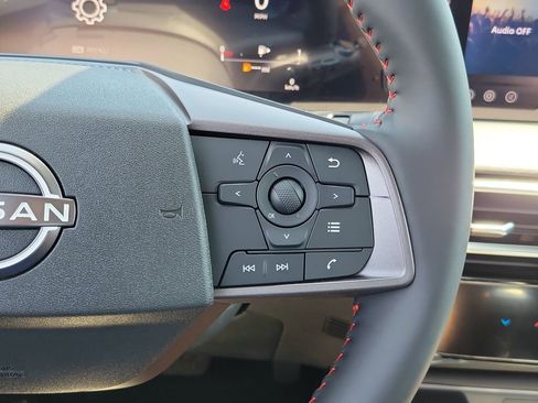 New 2026 Nissan Sentra SR w/ Floor Mat Package FWD image 6