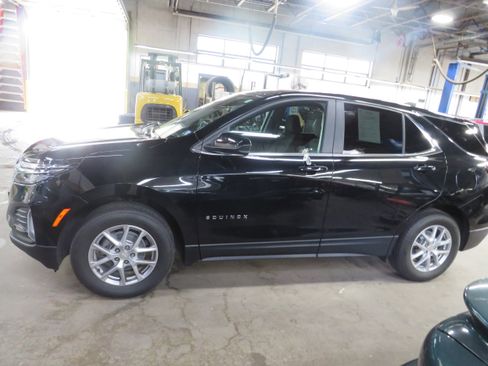 Used 2022 Chevrolet Equinox LT image 4