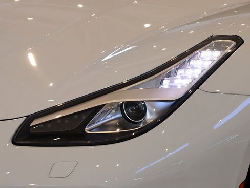 Certified 2018 Ferrari GTC4Lusso V12 image 24