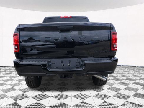 New 2026 RAM 2500 Big Horn AWD/4WD image 12