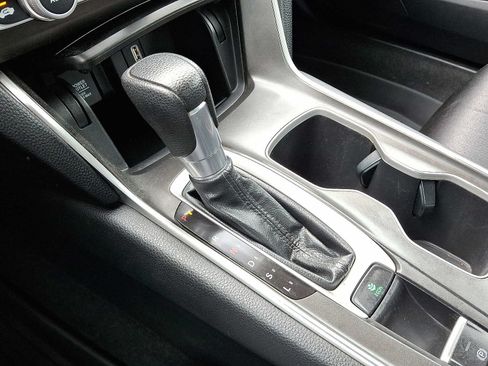 Used 2019 Honda Accord LX image 14