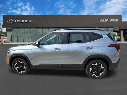 Used 2024 Kia Seltos EX AWD/4WD image 8