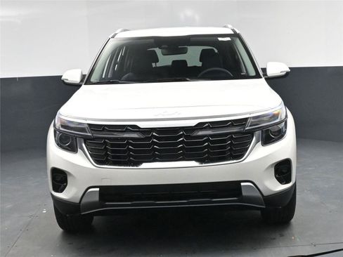 New 2026 Kia Seltos S image 11