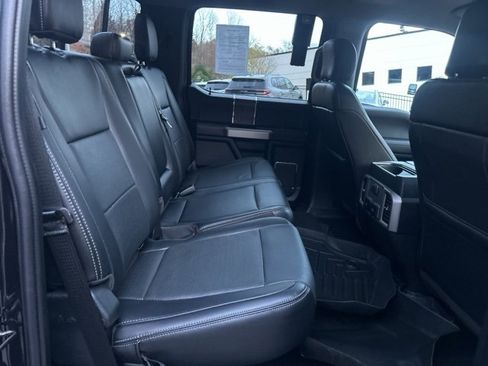 Used 2019 Ford F250 Lariat image 11