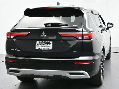 Used 2022 Mitsubishi Outlander SE image 6