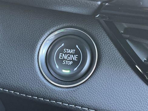 New 2026 Buick Enclave Avenir image 8