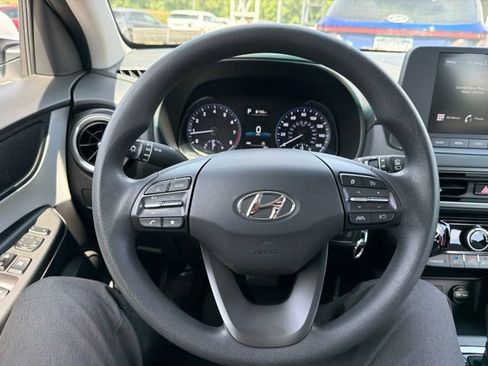 Used 2023 Hyundai Kona SE AWD/4WD image 23