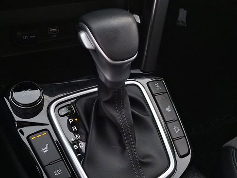 Certified 2024 Kia Seltos S image 21