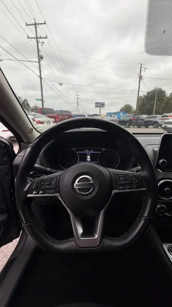 Used 2022 Nissan Sentra SV w/ All-Weather Package FWD image 9