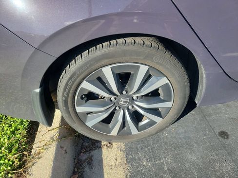 Certified 2024 Honda Civic EX-L image 12