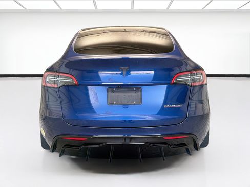 Used 2022 Tesla Model Y Performance AWD/4WD image 5