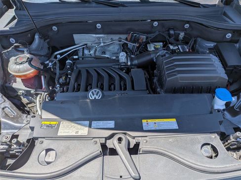 Used 2023 Volkswagen Atlas Cross Sport SEL Premium R-Line AWD/4WD image 39