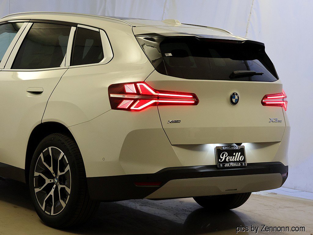 New 2026 BMW X3 xDrive30i w/ Premium Package AWD/4WD image 8