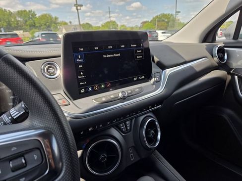 Certified 2024 Chevrolet Blazer LT w/ Convenience Package FWD image 28