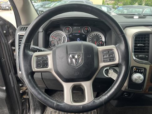Used 2014 RAM 1500 Laramie RWD image 16
