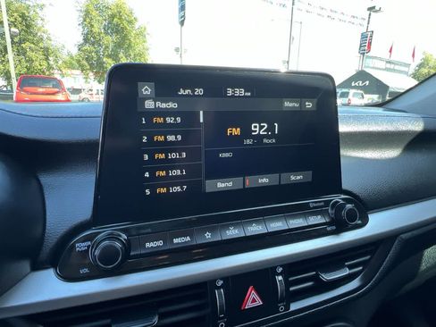 Used 2021 Kia Forte LXS FWD image 16