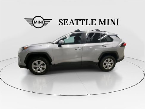 Used 2019 Toyota RAV4 LE w/ All Weather Liner Package AWD/4WD image 6