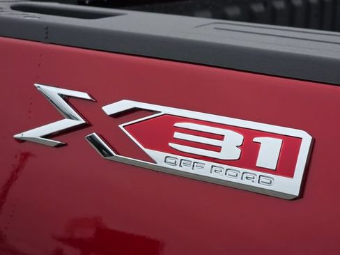New 2026 GMC Sierra 2500 SLT w/ SLT Premium Package AWD/4WD image 21