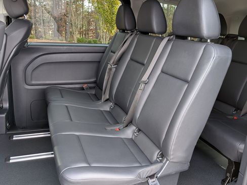 Used 2023 Mercedes-Benz Metris Passenger image 31