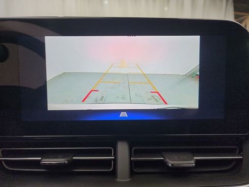 New 2026 Chevrolet Trax ACTIV w/ Sunroof Package image 25