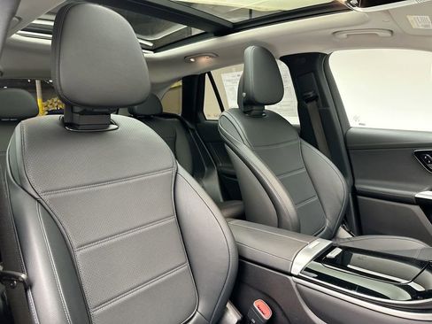 Used 2023 Mercedes-Benz GLC 300 4MATIC image 18