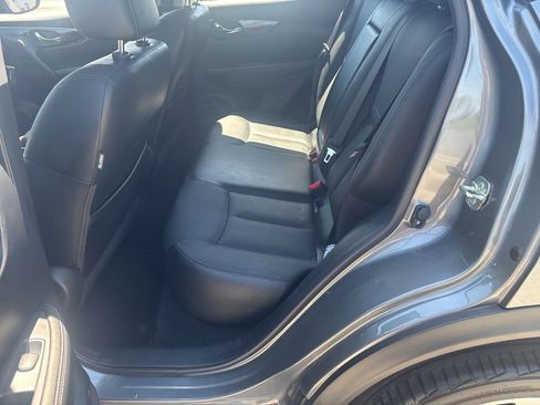 Used 2018 Nissan Rogue Sport SL AWD/4WD image 27