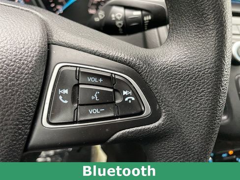 Used 2017 Ford Focus SE image 25