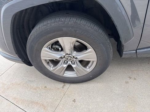 Used 2025 Toyota RAV4 XLE image 12