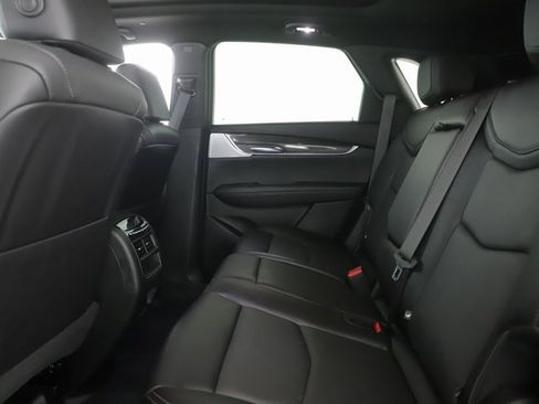 Used 2025 Cadillac XT5 Sportv image 28