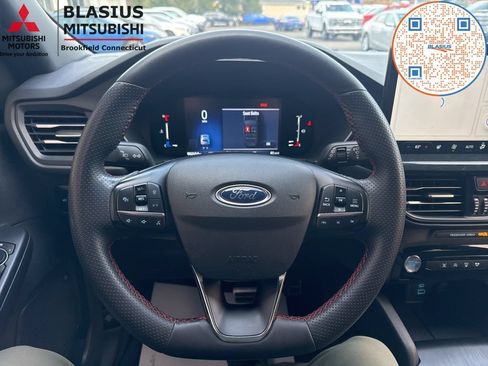 Used 2023 Ford Escape ST-Line w/ Tech Pack #1 AWD/4WD image 16