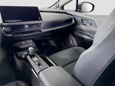 Used 2024 Toyota Prius Limited image 22