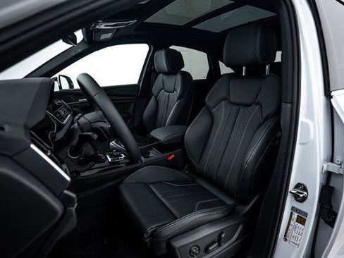 Certified 2024 Audi Q5 2.0T Premium Plus w/ Premium Plus Package image 13