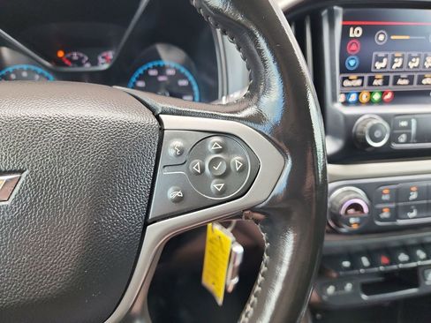 Used 2020 Chevrolet Colorado Z71 RWD image 26