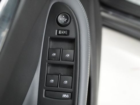 Used 2020 Buick Envision Essence FWD image 21