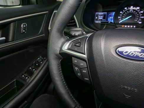 Used 2024 Ford Edge SEL w/ Convenience Package image 30