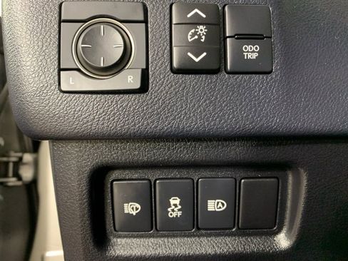 Used 2020 Lexus GX 460 Premium image 19