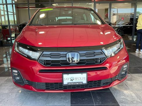 Used 2025 Honda Odyssey Sport-L image 2