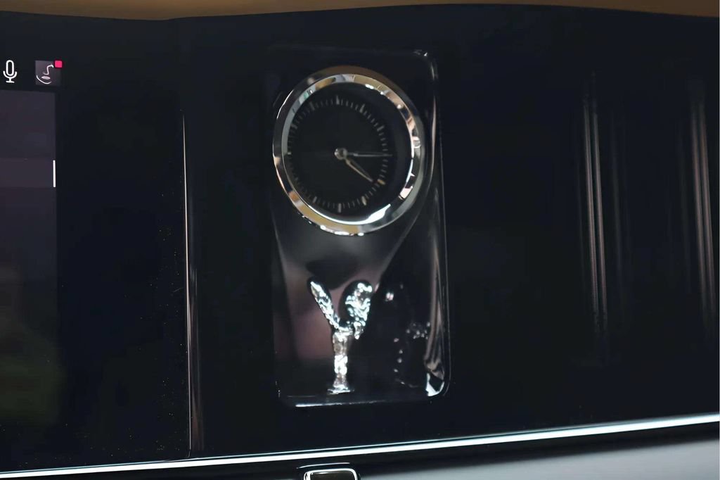 Used 2026 Rolls-Royce Cullinan w/ Cullinan Package AWD/4WD image 13