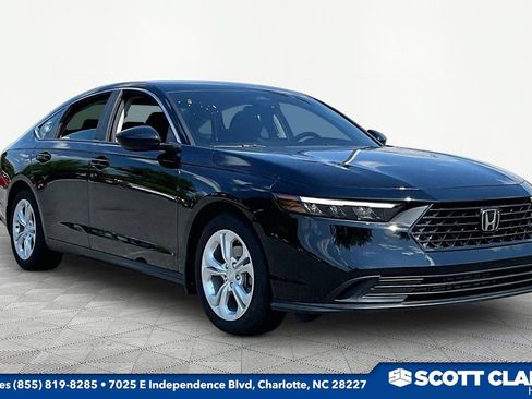 Used 2025 Honda Accord LX image 1