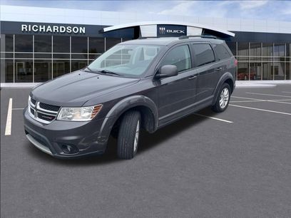 Used 2016 Dodge Journey SXT w/ Comfort/Convenience Group