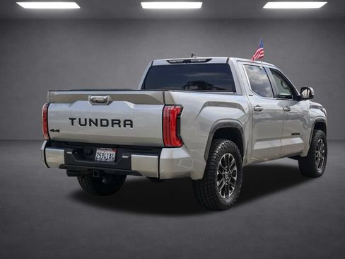 Used 2024 Toyota Tundra Limited AWD/4WD image 4